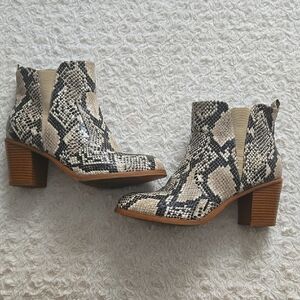 Snakeskin Ankle Boots - Black and Cream